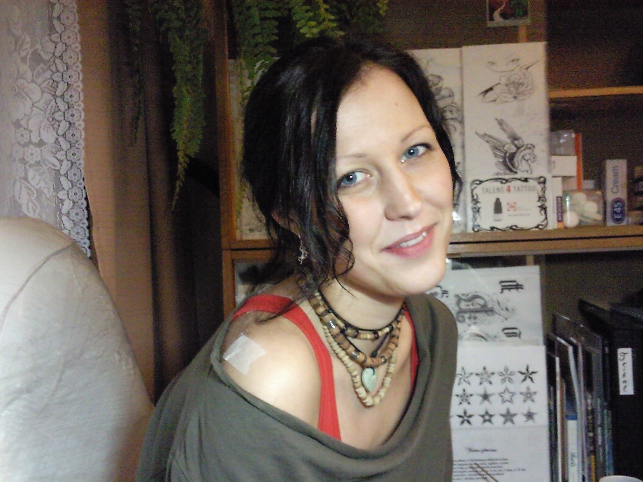V TATOO SALONĚ..U KÁMOŠE